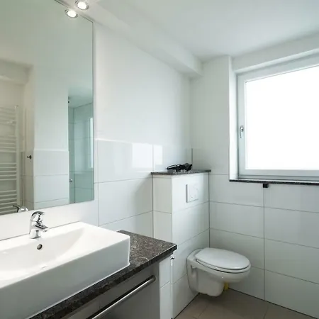 Geele Hus 1 * 부숨